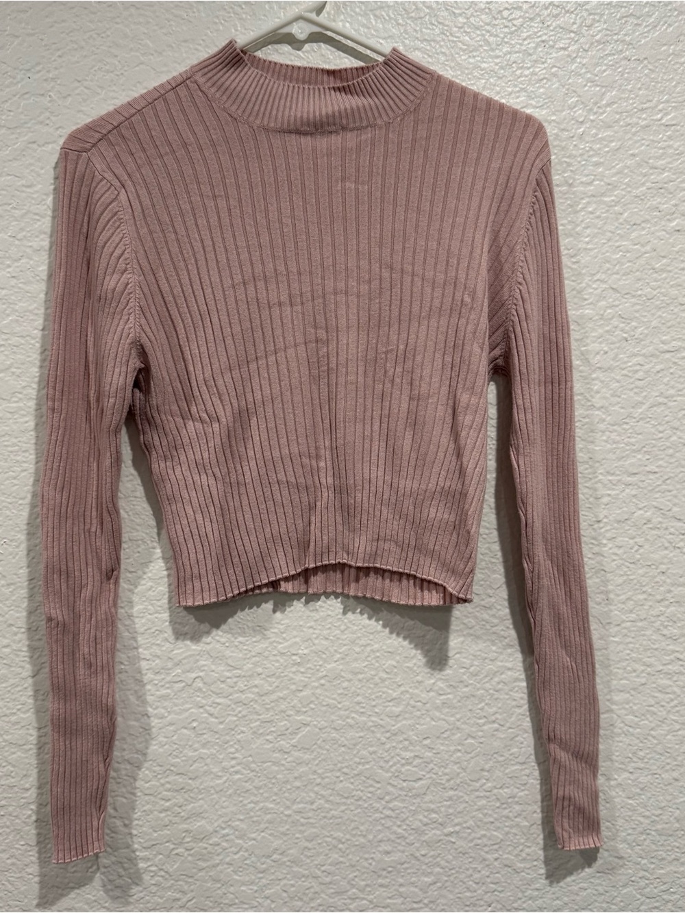 Garage Ribbed Mock Neck Long Sleeve Top - Dusty Rose size large cropped